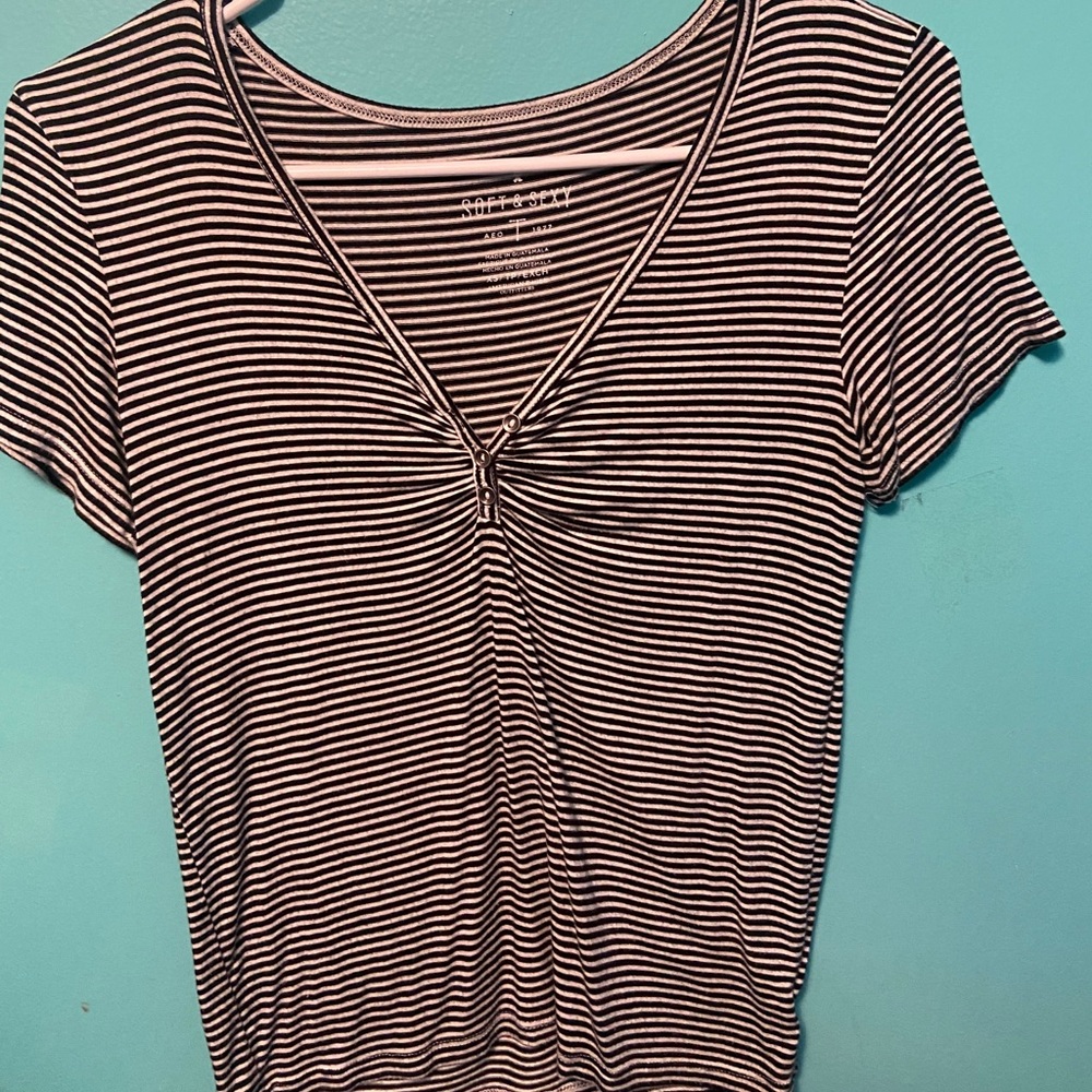 American eagle soft and sexy tee